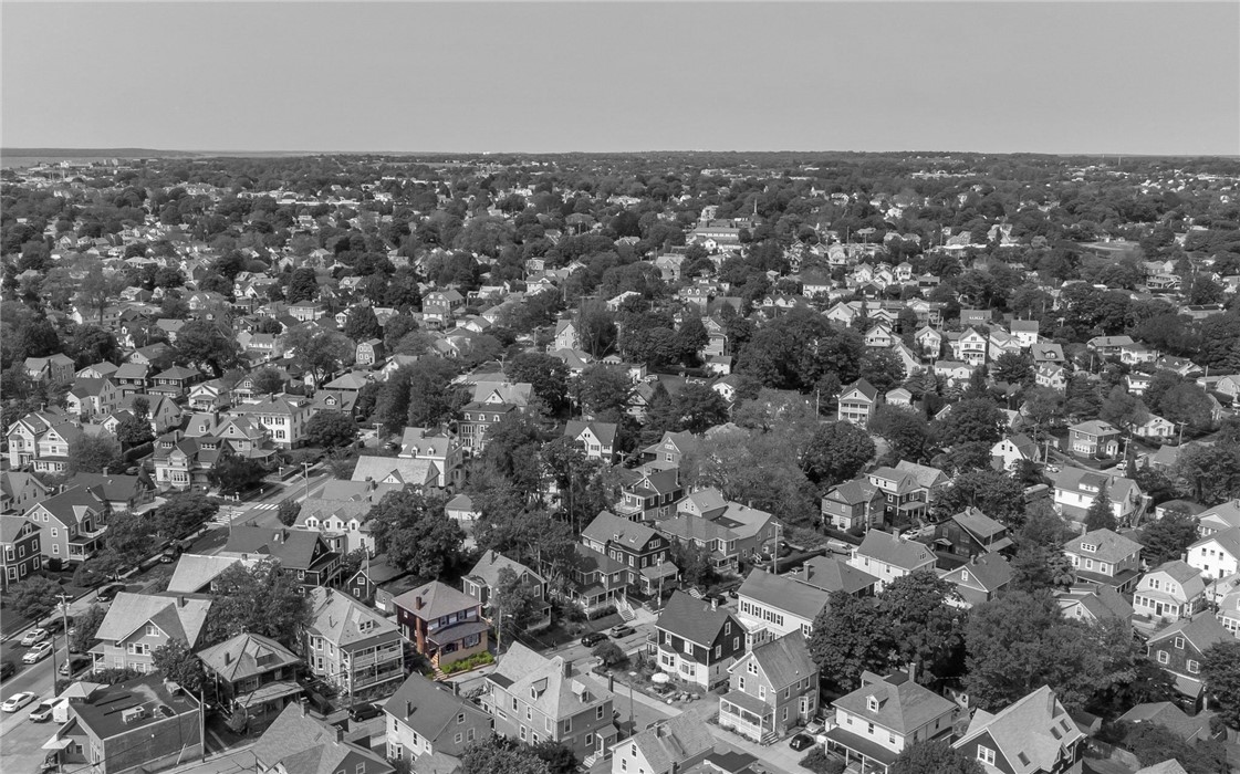 8 Bliss Road Newport, RI 02840 - Photo 39 of 44