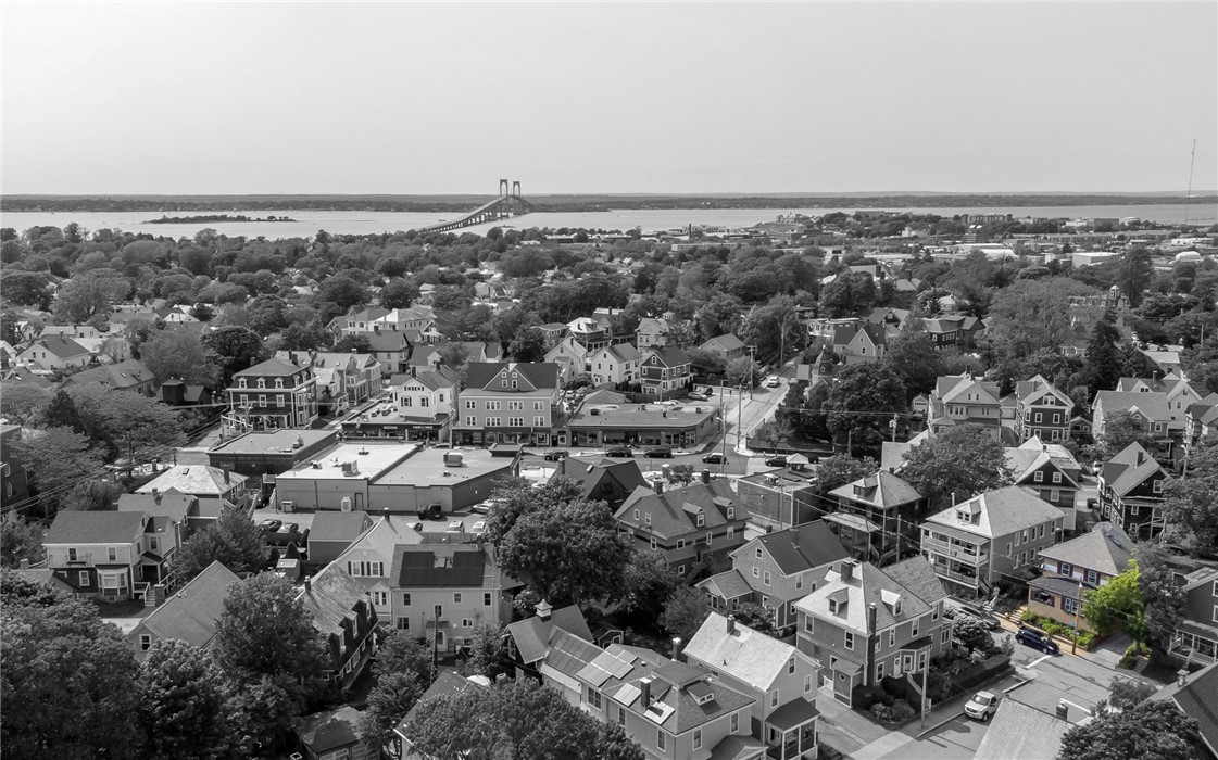 8 Bliss Road Newport, RI 02840 - Photo 40 of 44