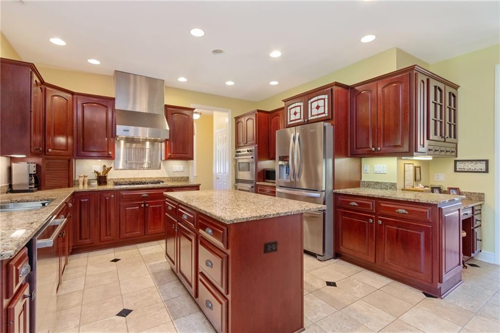 101 Darlington Road Beaver Falls, PA 15010 - Photo 4 of 25 Kitchen