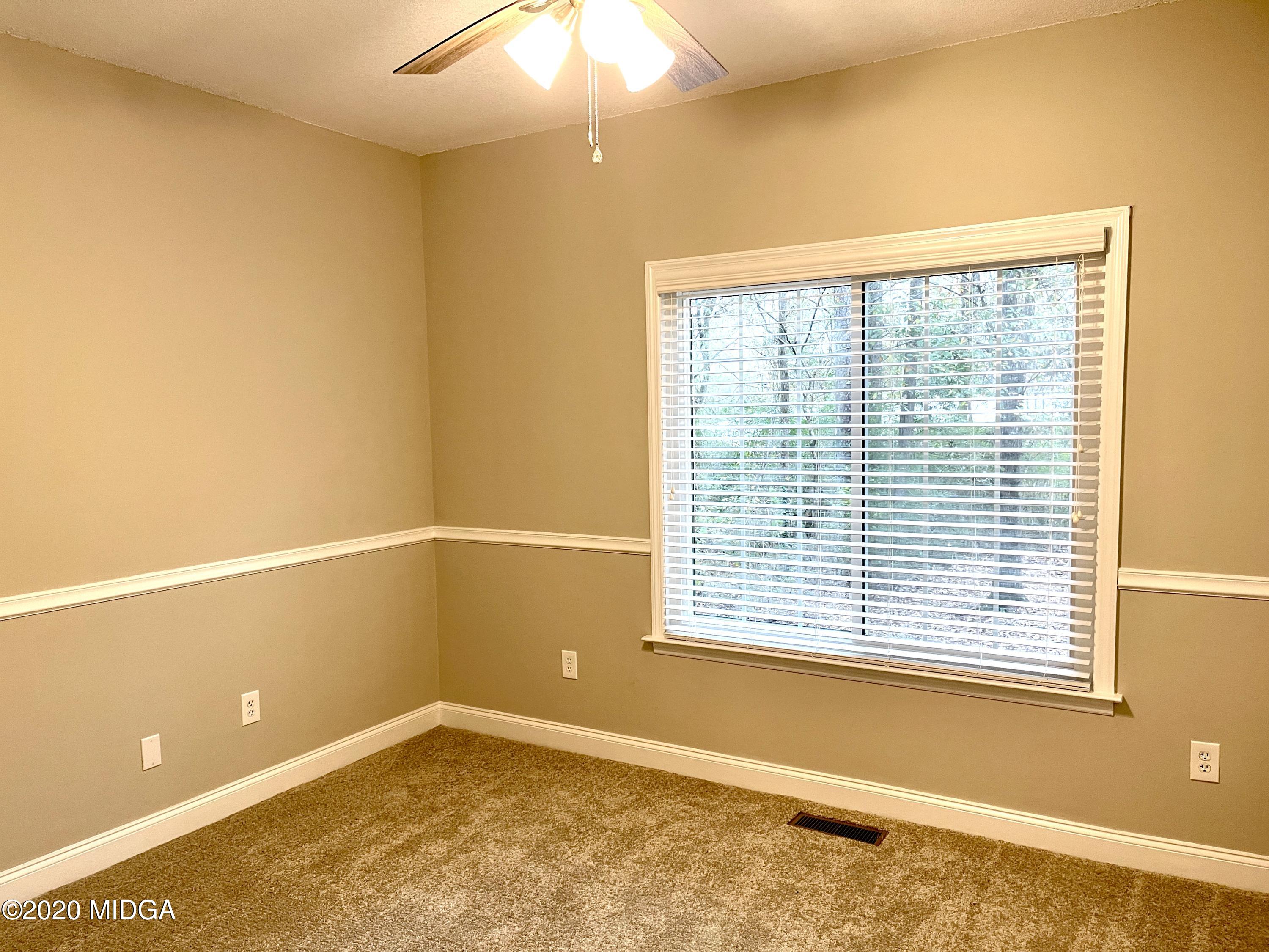 284 Klopfer Road Juliette, GA 31046 - Photo 10 of 15 a view of a room with a window