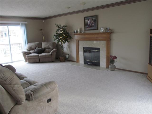 832 Rothrock Drive Galloway, OH 43119 - Photo 3 of 14 Gallery Image 3