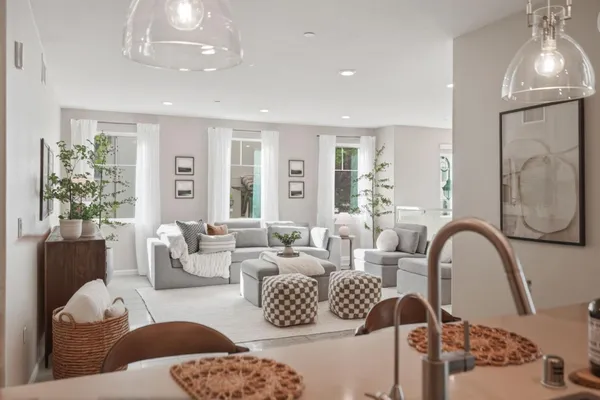 $1,150,000 | 280 William Manly Street, Unit 6, San Jose, CA 95136