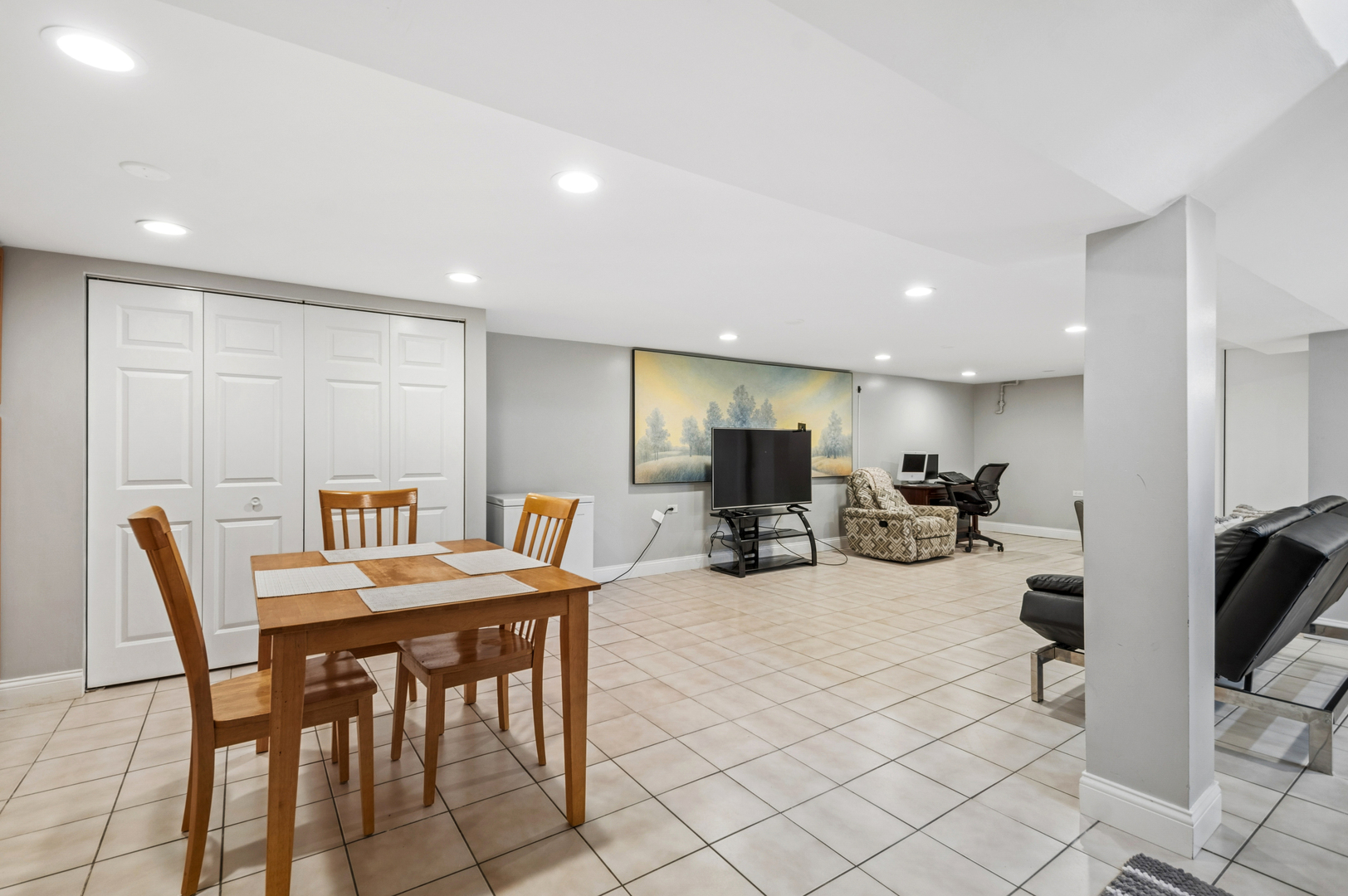 8834 Shermer Road Morton Grove, IL 60053 - Photo 19 of 31
