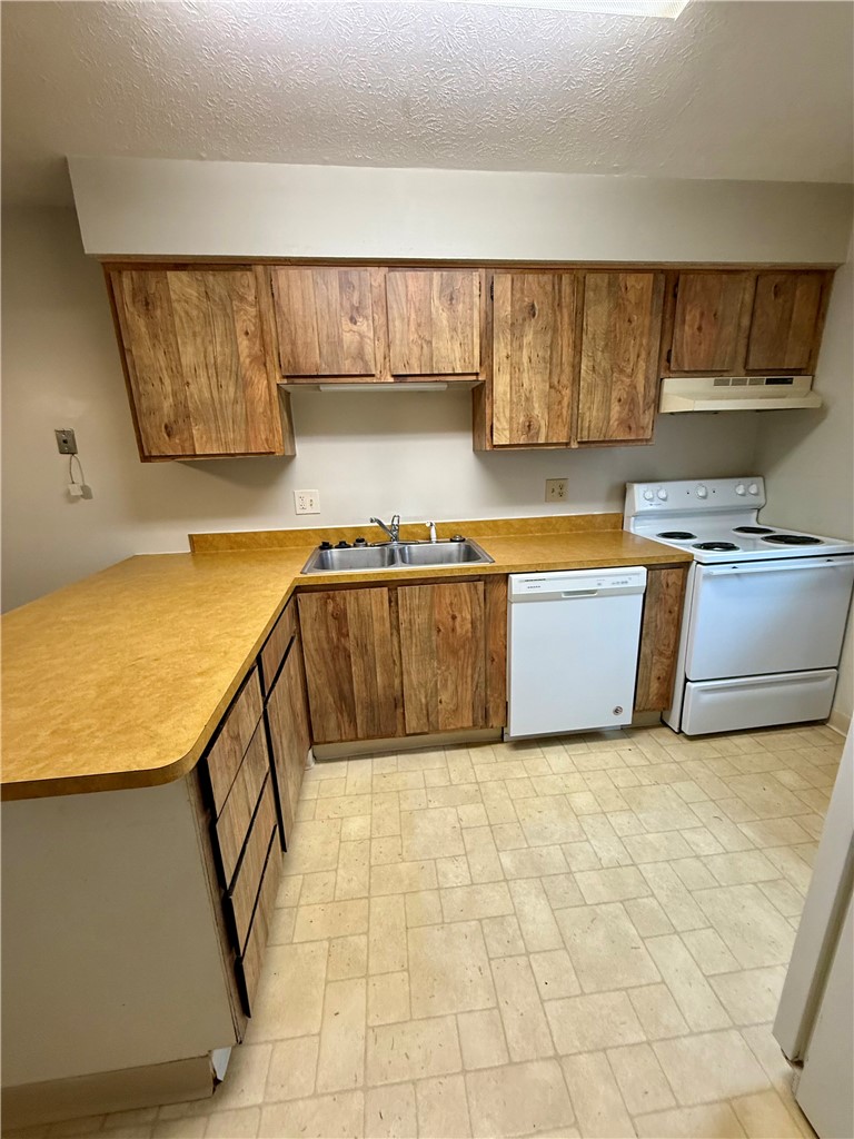 5253 Lamme Road Dayton, OH 45439 - Photo 16 of 87 Gallery Image 16