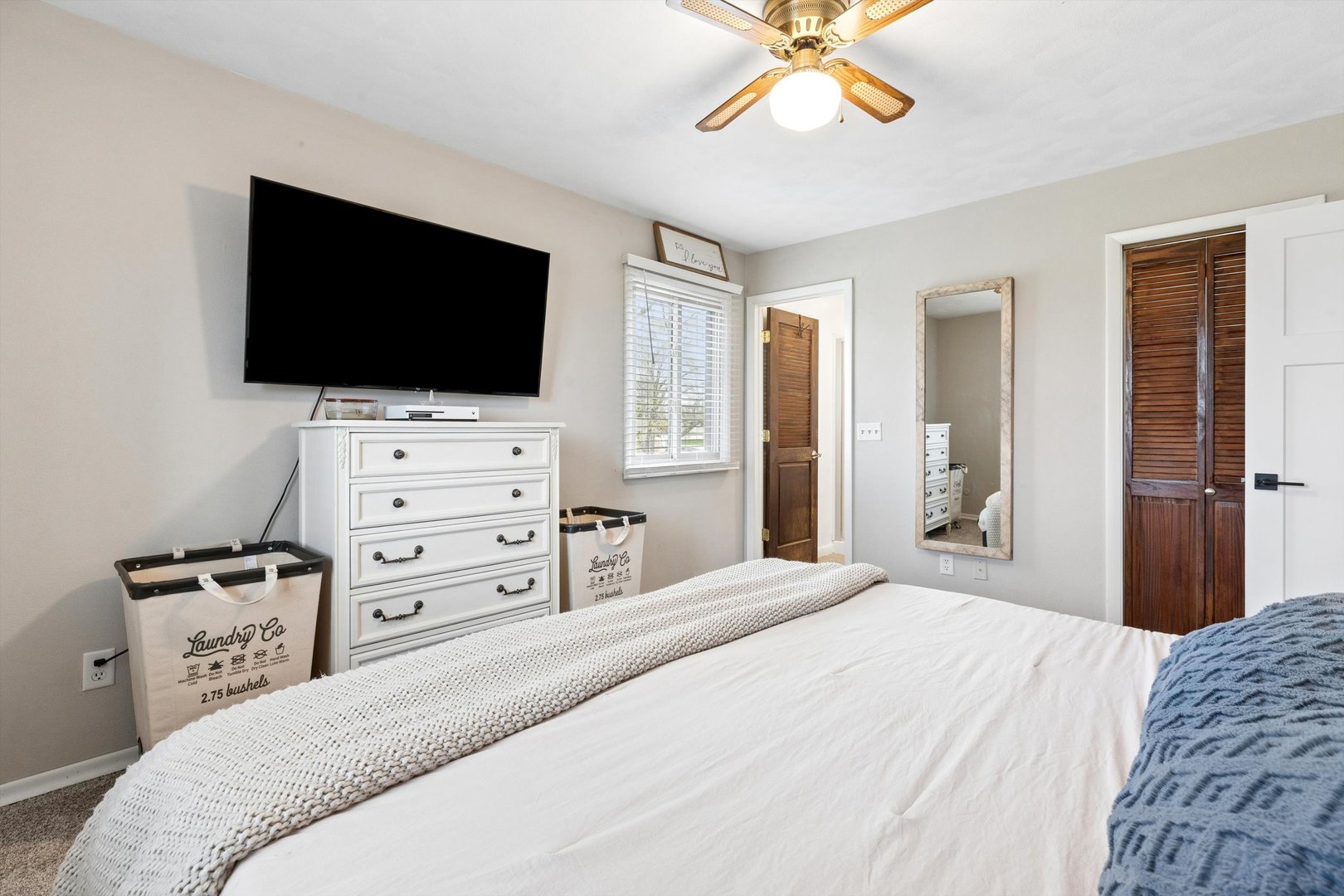 11755 Coon Hunters Road Blue Grass, IA 52726 - Photo 11 of 26