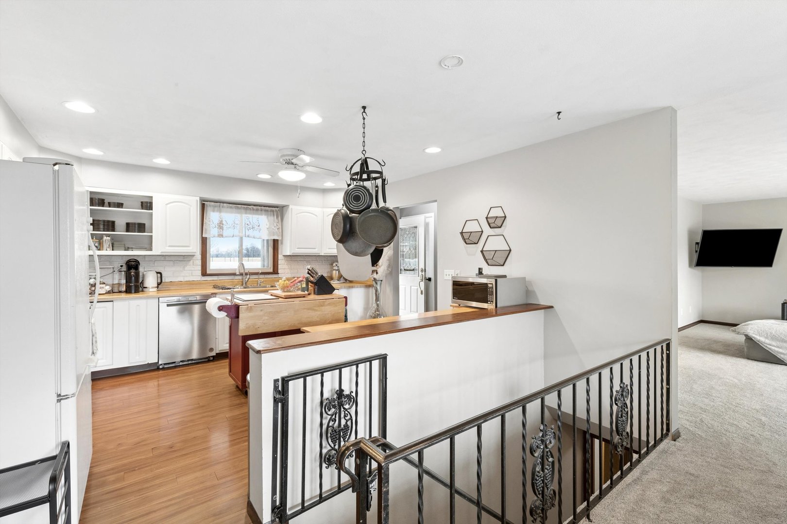 11755 Coon Hunters Road Blue Grass, IA 52726 - Photo 7 of 26