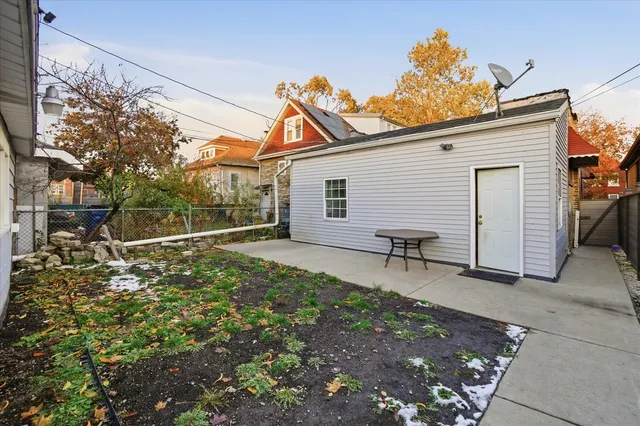 $299,000 | 3136 South 54th Avenue, Cicero, IL 60804