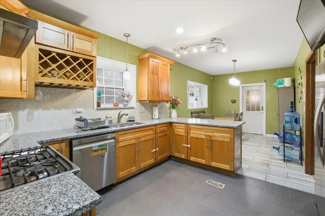 $299,000 | 3136 South 54th Avenue, Cicero, IL 60804