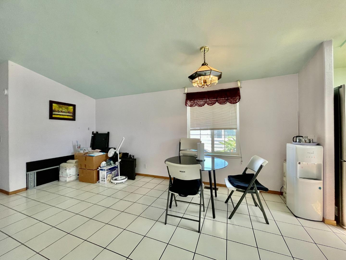 2600 Senter Road, Unit 261 San Jose, CA 95111 - Photo 4 of 12 a dining room with furniture and window