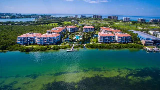 $1,175,000 | 360 Gulf Of Mexico Drive, Unit 312, Longboat Key, FL 34228