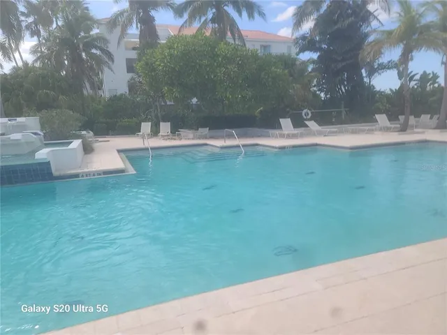 $1,175,000 | 360 Gulf Of Mexico Drive, Unit 312, Longboat Key, FL 34228