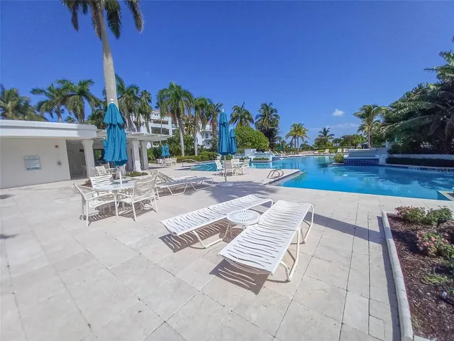 $1,175,000 | 360 Gulf Of Mexico Drive, Unit 312, Longboat Key, FL 34228