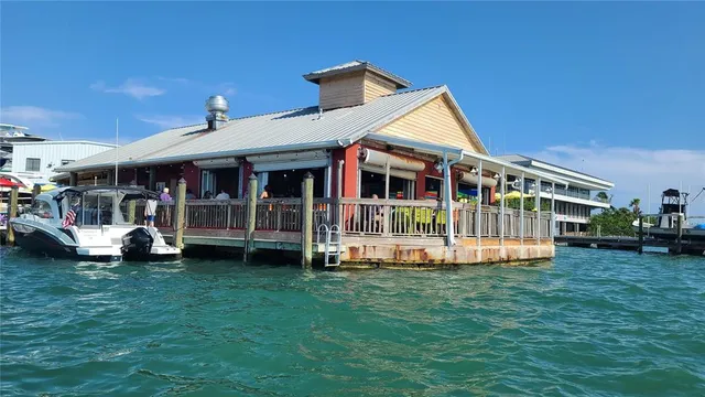 $1,175,000 | 360 Gulf Of Mexico Drive, Unit 312, Longboat Key, FL 34228