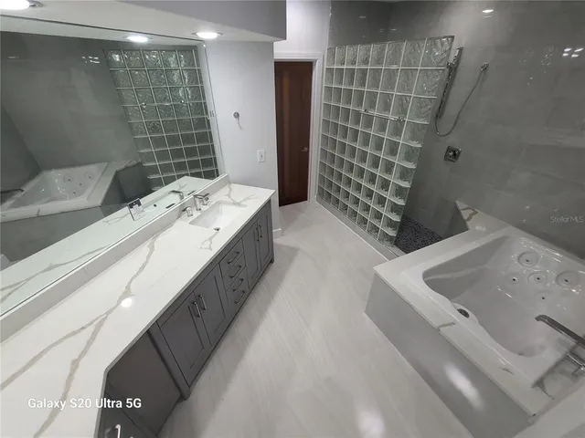 $1,175,000 | 360 Gulf Of Mexico Drive, Unit 312, Longboat Key, FL 34228