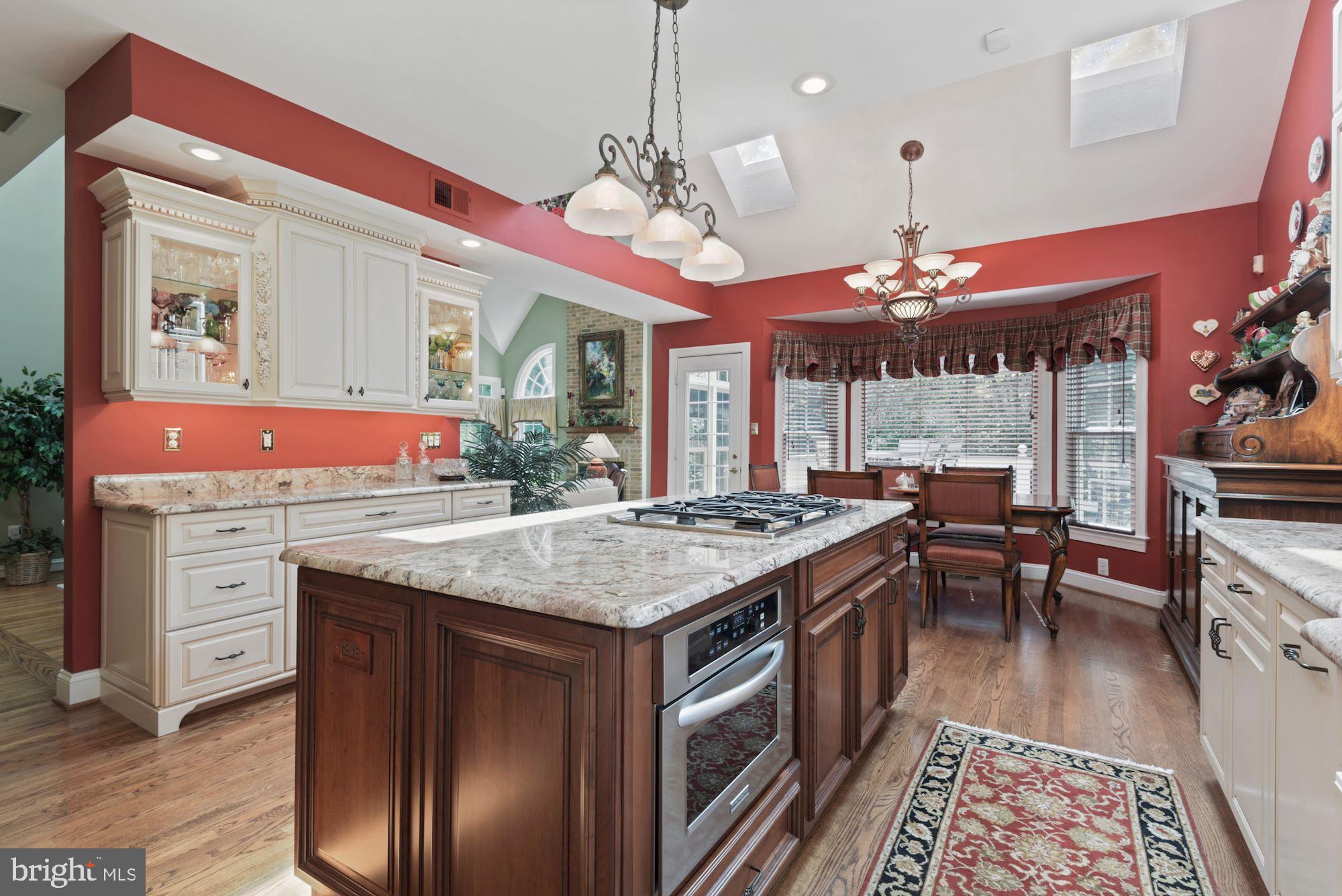 1138 Round Pebble Lane Reston, VA 20194 - Photo 17 of 55 Furniture Lux Cabinetry, plenty counter lighting
