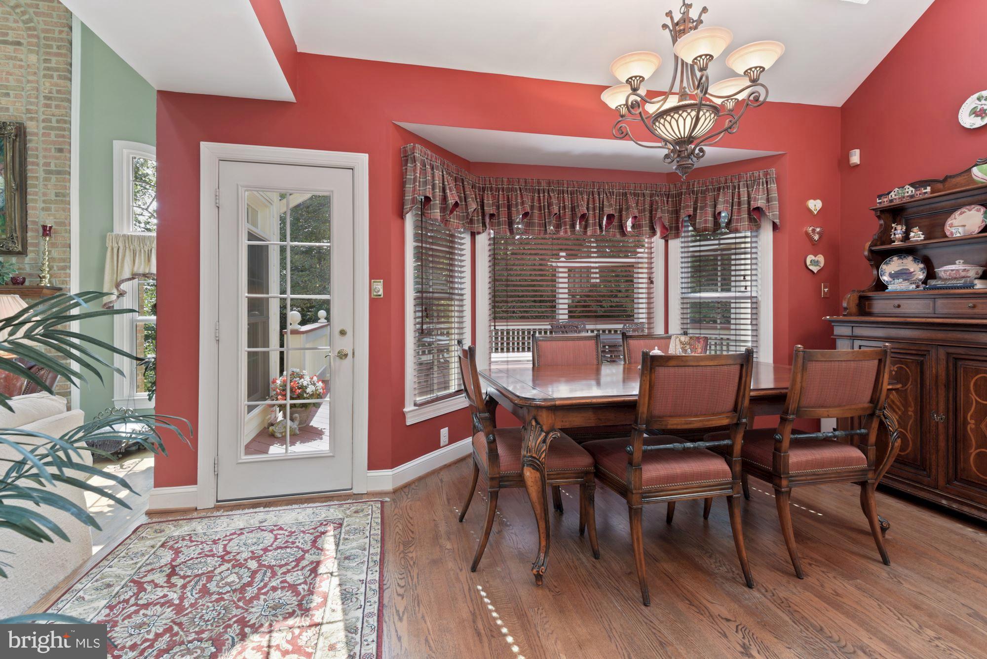 1138 Round Pebble Lane Reston, VA 20194 - Photo 19 of 55 Bay window in Morning Room---step out to deck