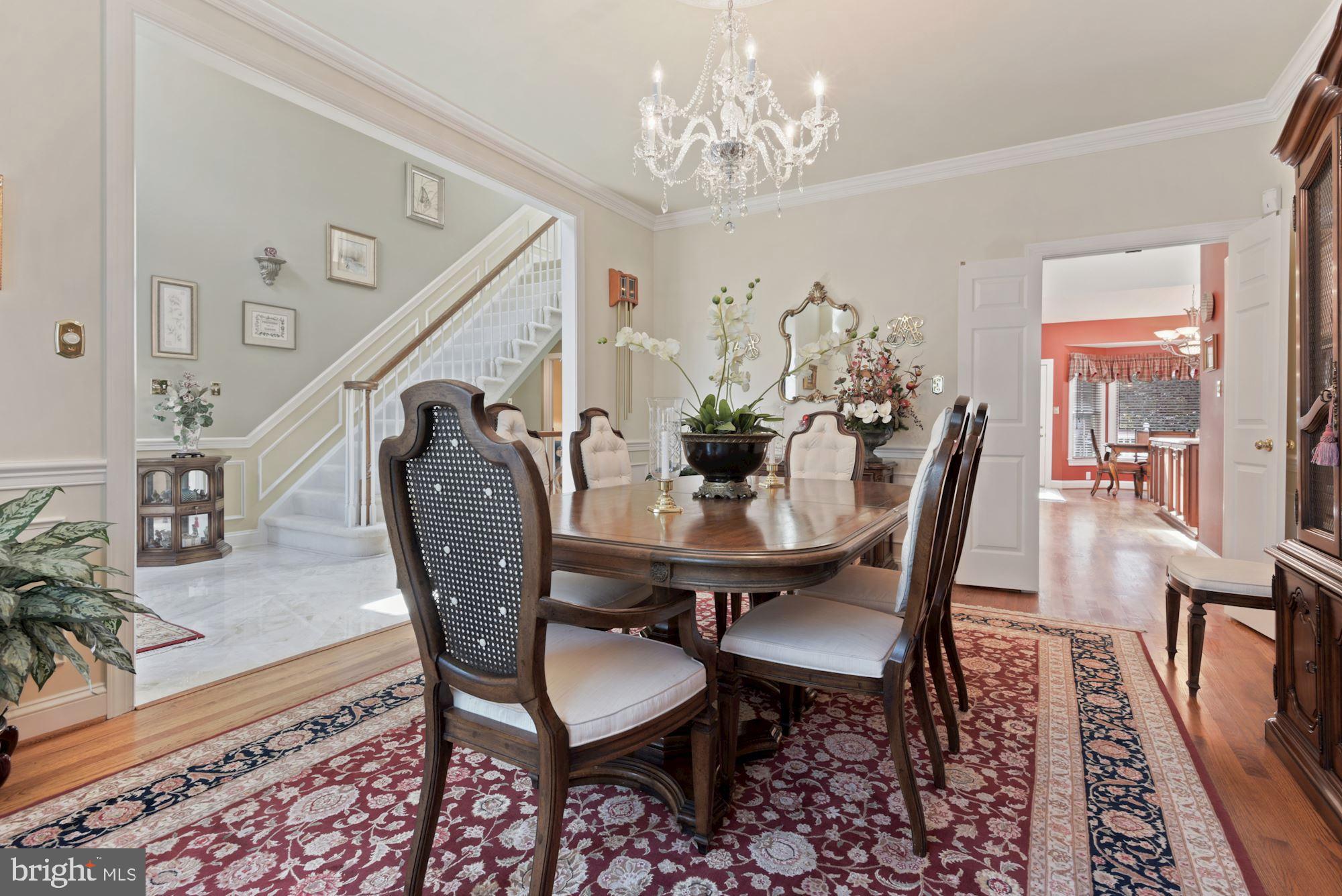 1138 Round Pebble Lane Reston, VA 20194 - Photo 6 of 55 Entertainment Sized Formal Dining
