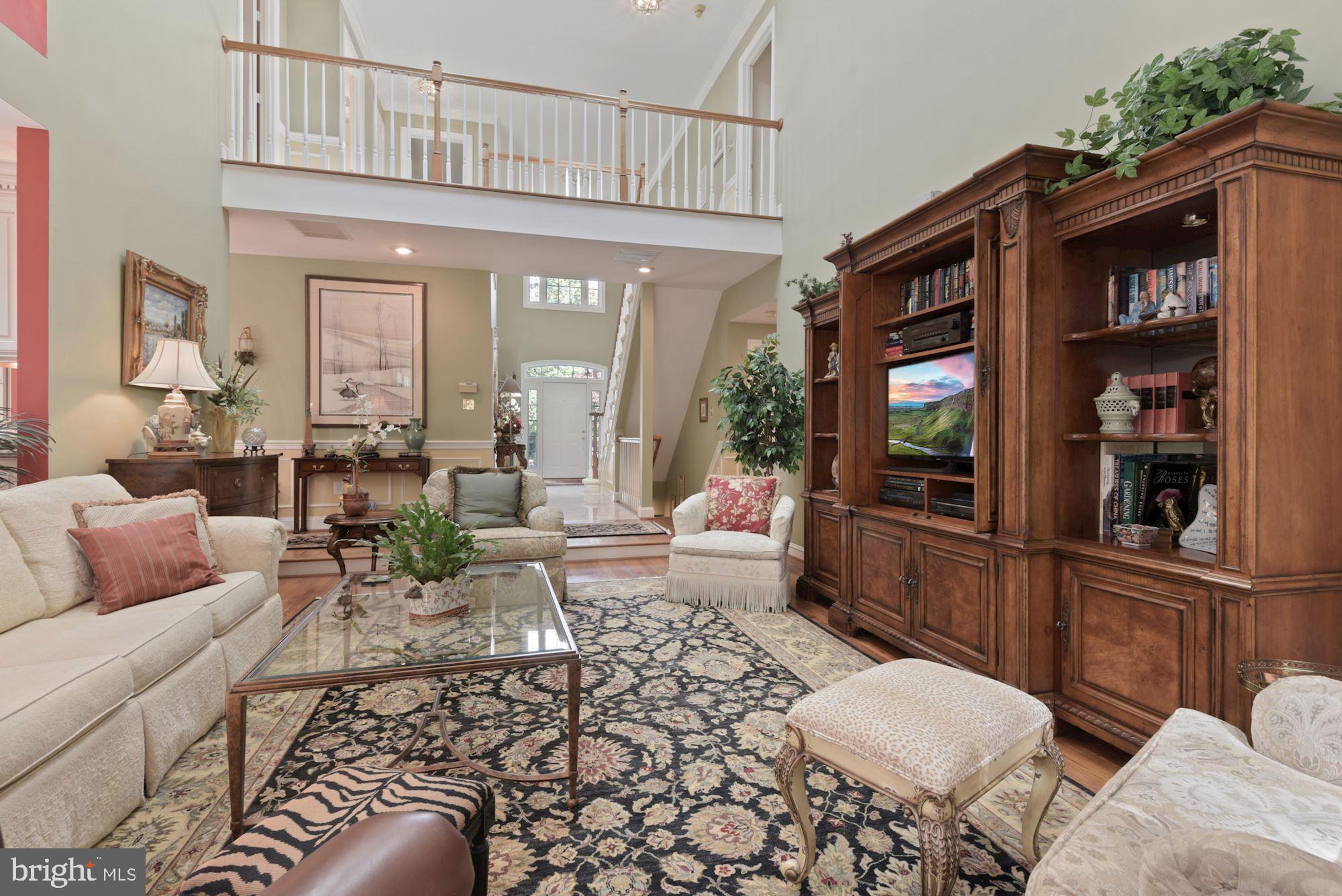 1138 Round Pebble Lane Reston, VA 20194 - Photo 9 of 55 Great Room