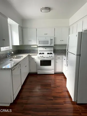 $2,300 | 5230 West Wooley Road, Oxnard, CA 93035