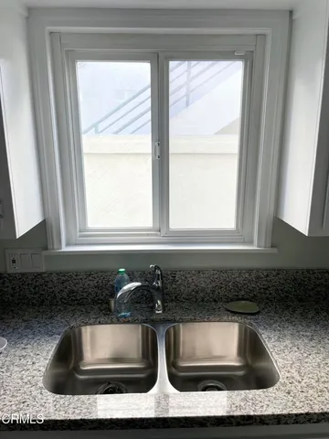 $2,300 | 5230 West Wooley Road, Oxnard, CA 93035