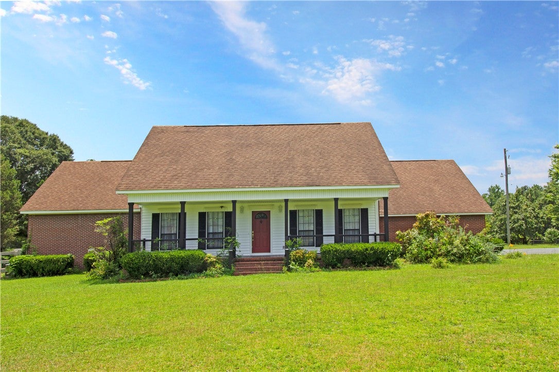 1638 Hicks Store Road Tallassee, AL 36078 - Photo 19 of 50 Gallery Image 19