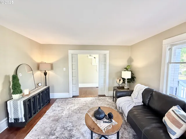 $429,900 | 1596 Chemeketa Street Northeast, Salem, OR 97301