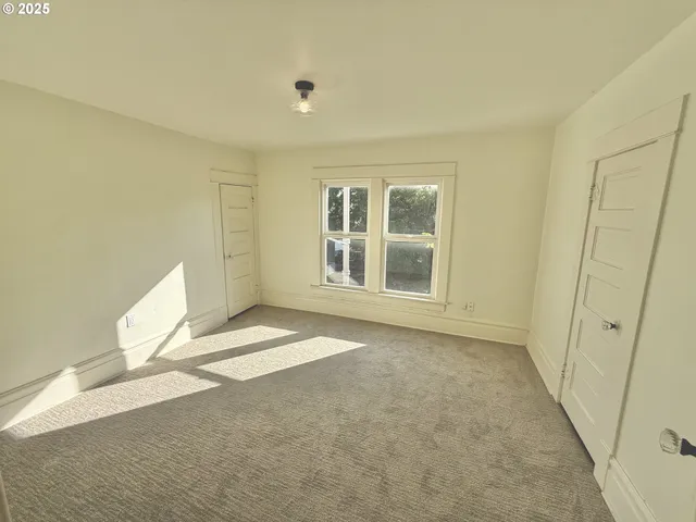 $429,900 | 1596 Chemeketa Street Northeast, Salem, OR 97301