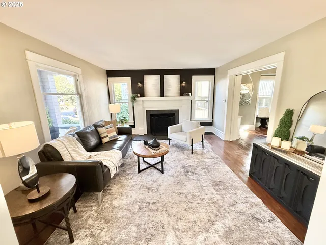 $429,900 | 1596 Chemeketa Street Northeast, Salem, OR 97301