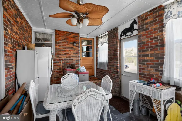$950,000 | 33096 Johnson Road, Salisbury, MD 21804