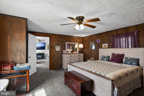$950,000 | 33096 Johnson Road, Salisbury, MD 21804