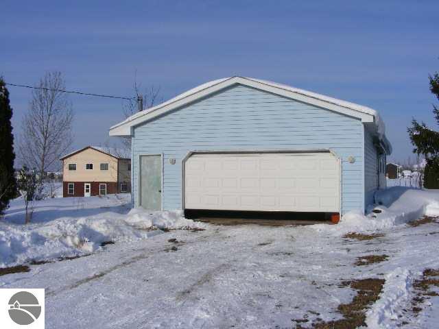 13591 South Bugai Road Traverse City, MI 49684 - Photo 14 of 15 1712273-13.JPG