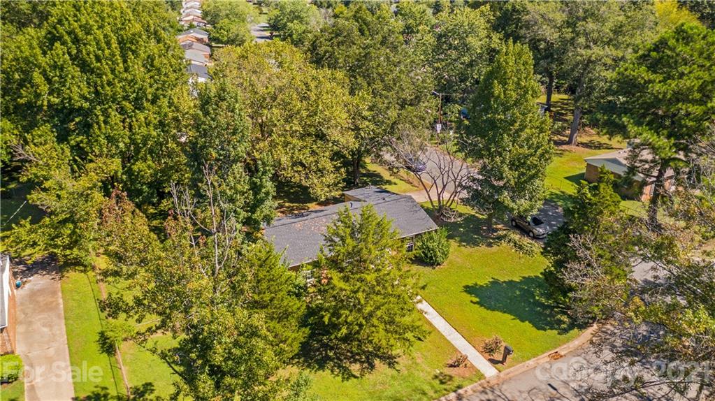 800 Milan Road East Charlotte, NC 28216 - Photo 11 of 38 Gallery Image 11