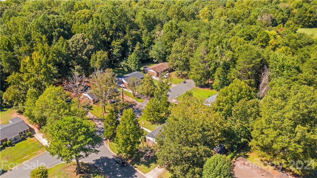 800 Milan Road East Charlotte, NC 28216 - Photo 14 of 38 Gallery Image 14