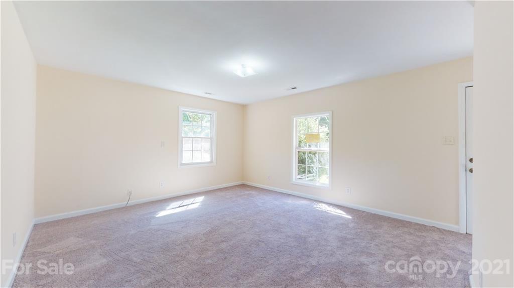 800 Milan Road East Charlotte, NC 28216 - Photo 20 of 38 Gallery Image 20
