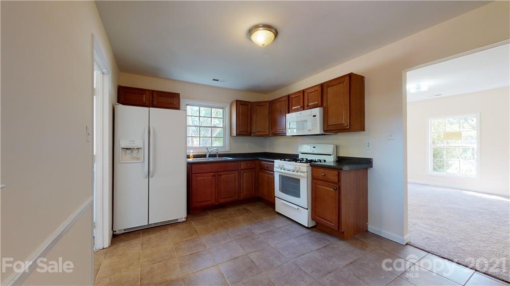 800 Milan Road East Charlotte, NC 28216 - Photo 22 of 38 Gallery Image 22