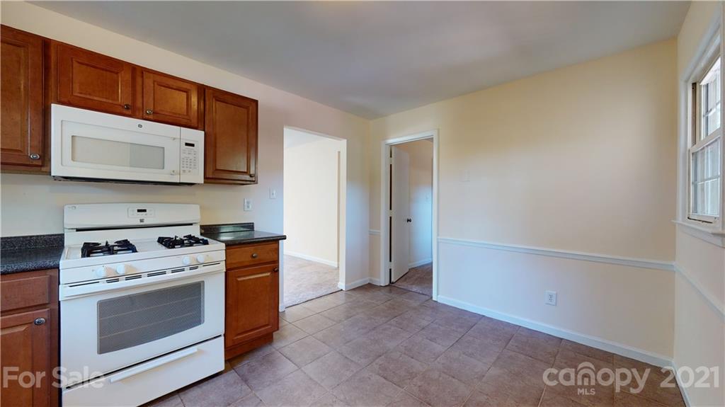 800 Milan Road East Charlotte, NC 28216 - Photo 25 of 38 Gallery Image 25
