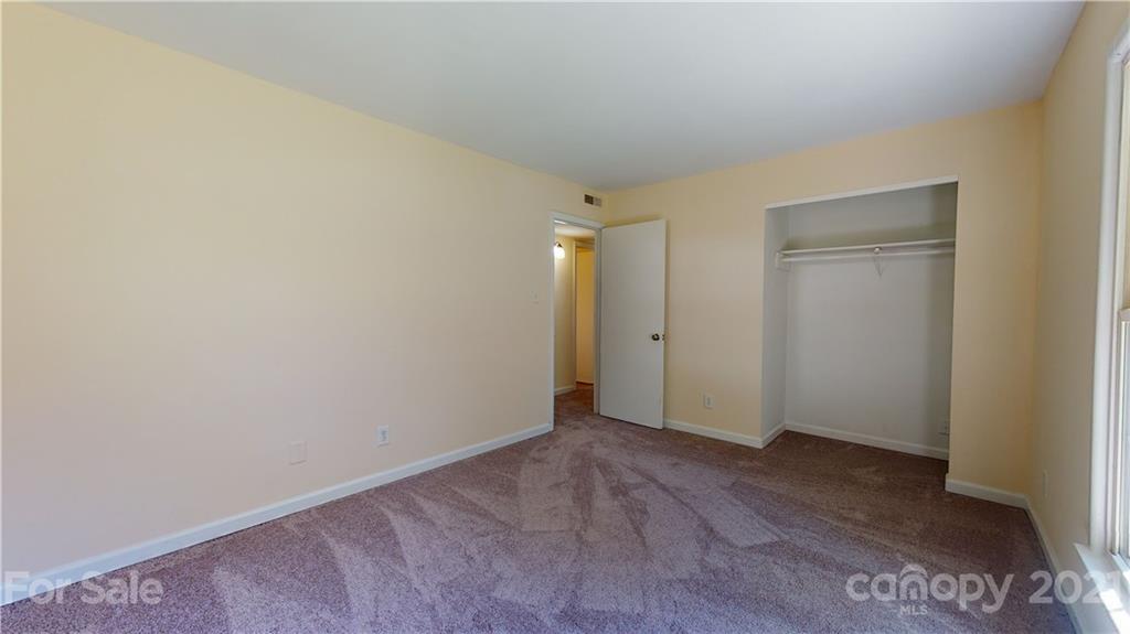 800 Milan Road East Charlotte, NC 28216 - Photo 38 of 38 Gallery Image 38