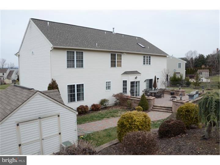 3312 Pequot Drive Sinking Spring, PA 19608 - Photo 4 of 23 Exterior Back