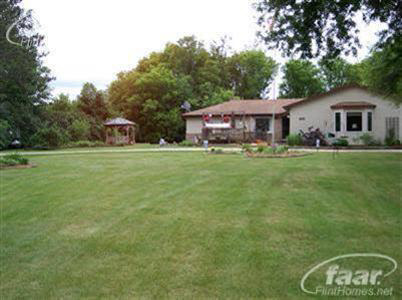 4111 North Center Road Flint, MI 48506 - Photo 16 of 17 20196068-15.JPG
