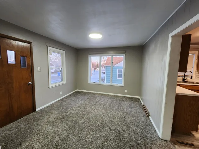 $134,900 | 820 6th Street Southwest, Pipestone, MN 56164