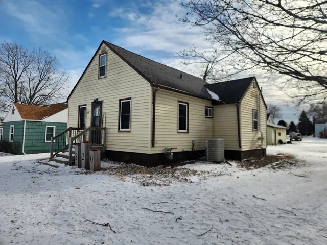 $134,900 | 820 6th Street Southwest, Pipestone, MN 56164
