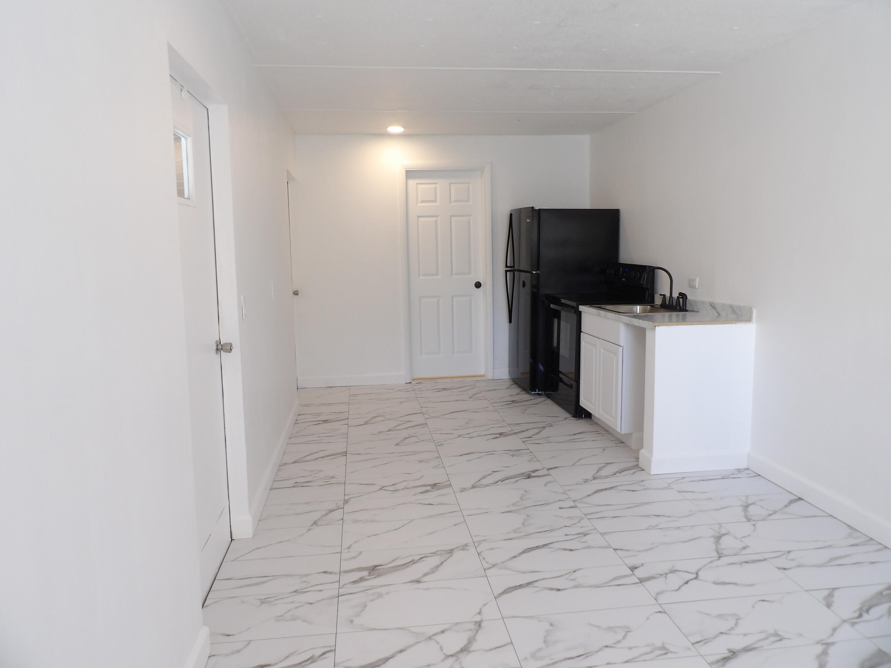 6287 Gun Club Road West Palm Beach, FL 33415 - Photo 4 of 9 100_0833