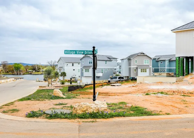 a view of houses with a outdoor space