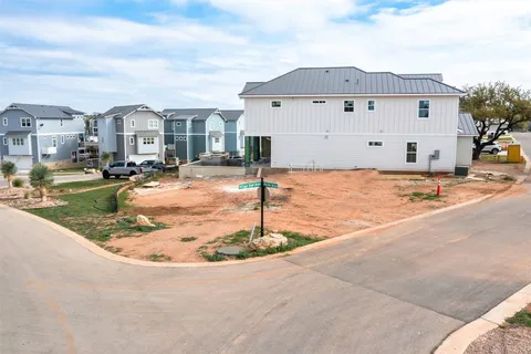 a view of a house with entertaining space