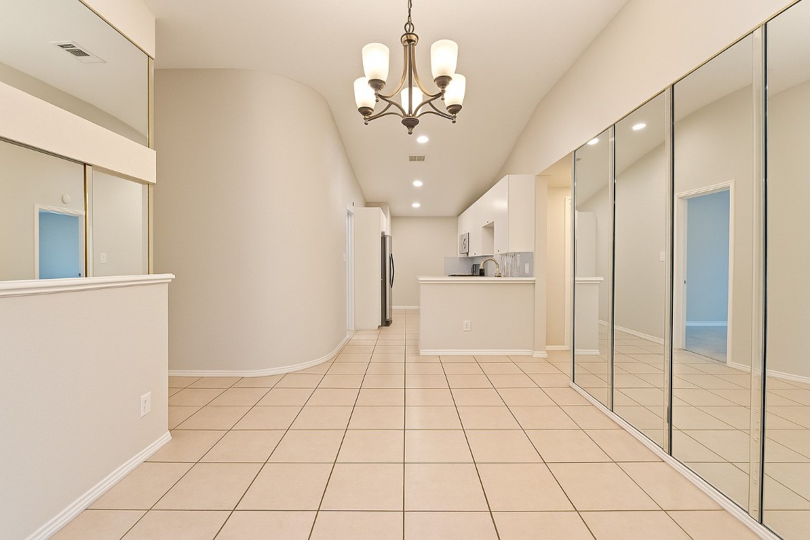 12806 Margit Drive Austin, TX 78729 - Photo 5 of 14