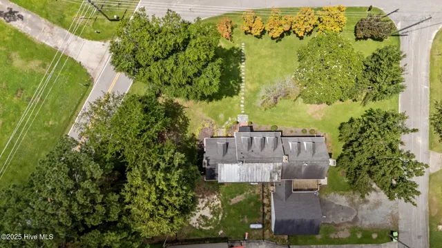 $259,000 | 401 Goldsboro Street, Lucama, NC 27851