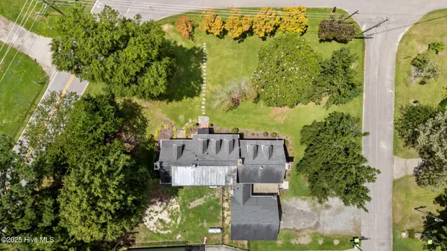 $259,000 | 401 Goldsboro Street, Lucama, NC 27851