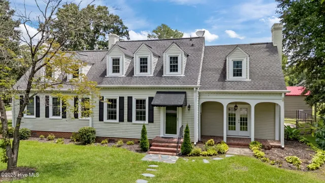 $259,000 | 401 Goldsboro Street, Lucama, NC 27851