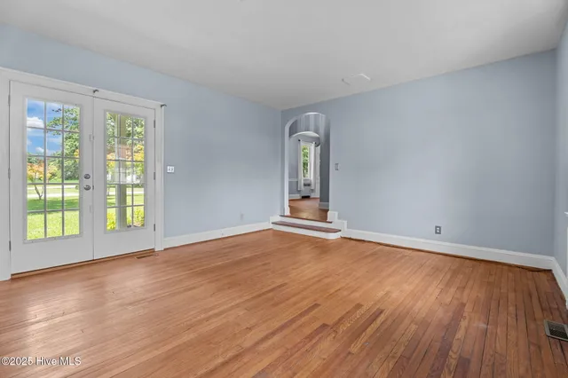 $259,000 | 401 Goldsboro Street, Lucama, NC 27851