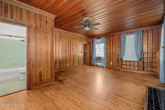 $259,000 | 401 Goldsboro Street, Lucama, NC 27851